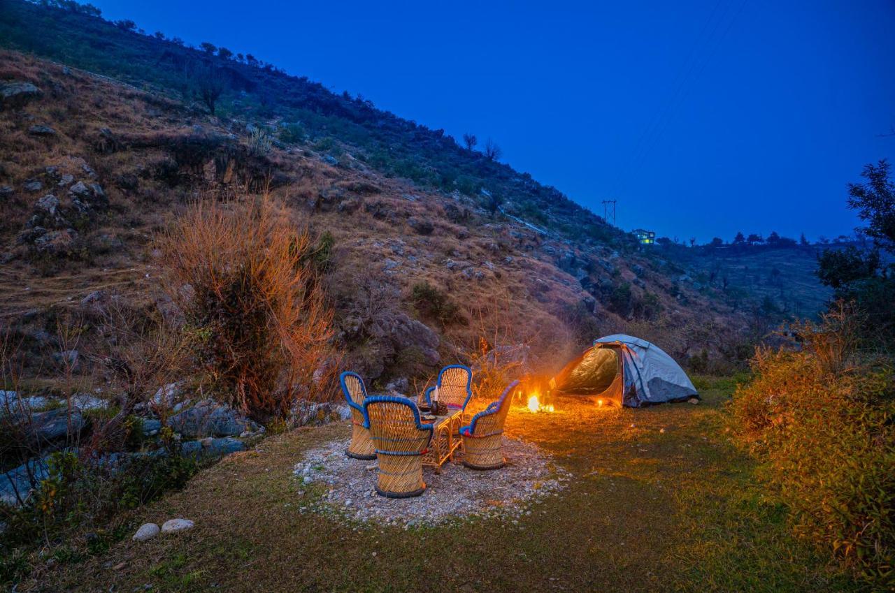 The Hosteller Mussoorie By The Streamside, Kempty Εξωτερικό φωτογραφία