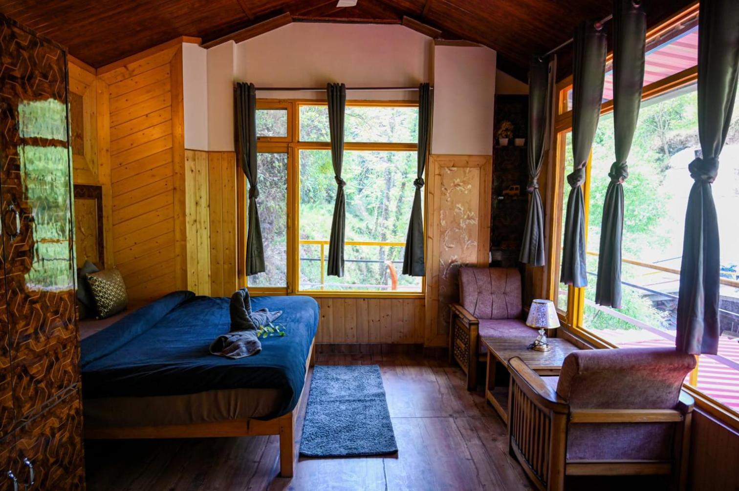 The Hosteller Mussoorie By The Streamside, Kempty Εξωτερικό φωτογραφία